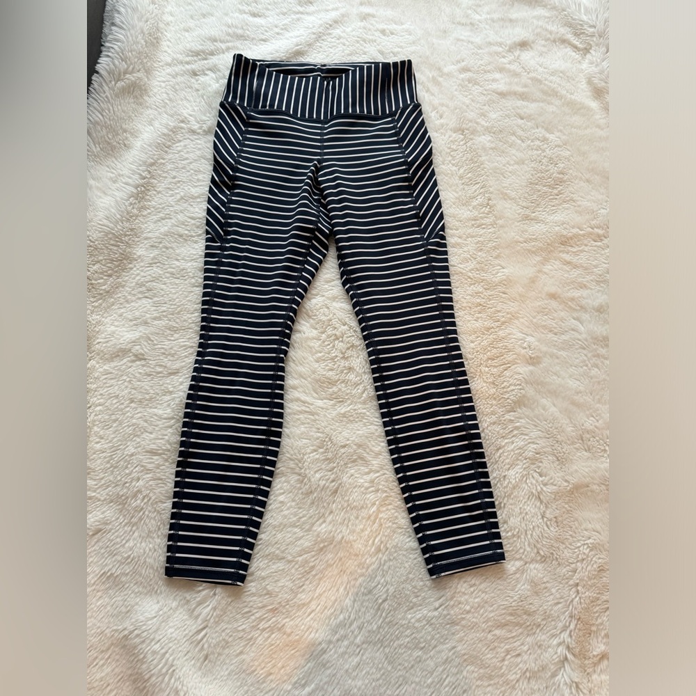 Athleta crop leggings - Picture 5 of 11